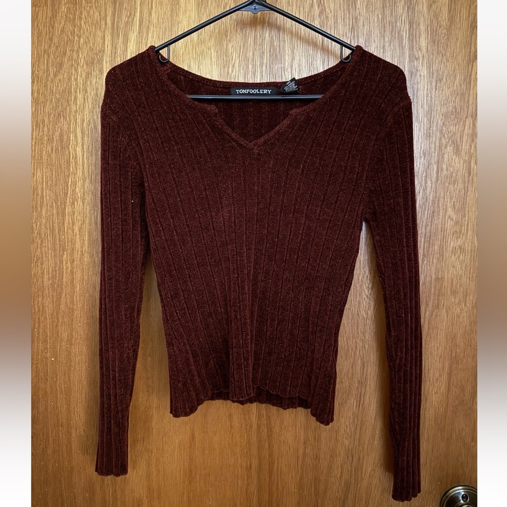 Women's Burgundy Long Sleeve Top size small